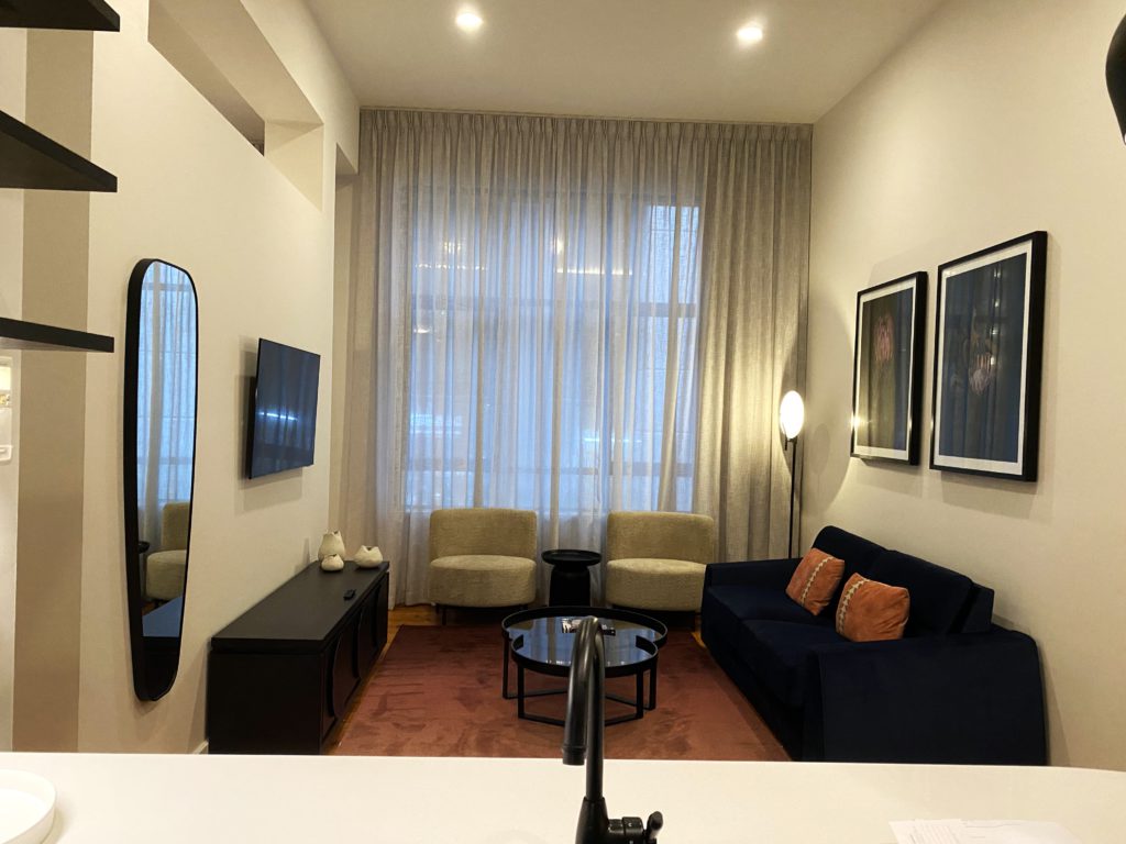 Living room at Adina apartments Melbourne on Flinders